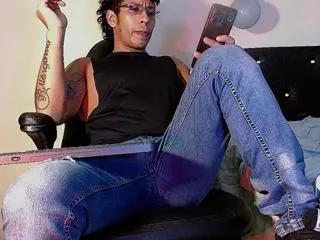 ricardo_dominic from Flirt4Free is Freechat