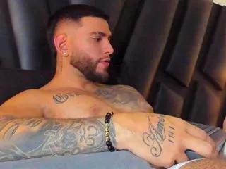 robert_croy from Flirt4Free is Freechat