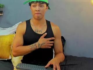 roman_cassiel from Flirt4Free is Freechat