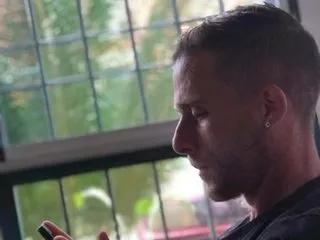 russo_white from Flirt4Free is Freechat