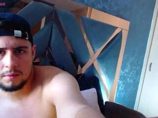 ryan_evanns from Flirt4Free is Freechat