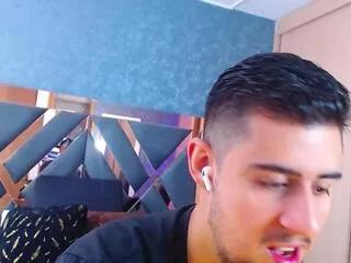 ryan_evanns from Flirt4Free is Freechat