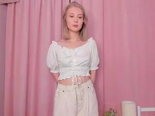 salina_radin from Flirt4Free is Freechat