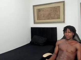 tau_montes from Flirt4Free is Freechat