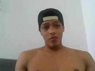 travis_coll from Flirt4Free is Freechat