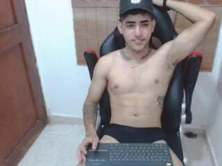 valentino_ferrero from Flirt4Free is Freechat