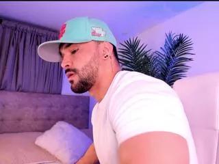 will_bening from Flirt4Free