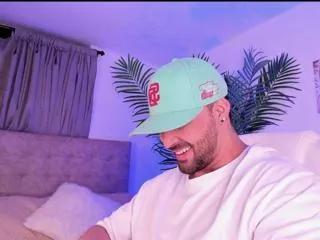 will_bening from Flirt4Free