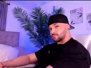 will_bening from Flirt4Free
