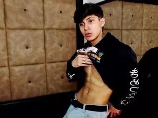 will_sthar from Flirt4Free