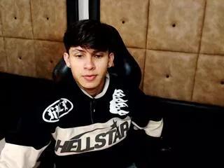will_sthar from Flirt4Free is Freechat