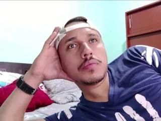 willer_fox from Flirt4Free