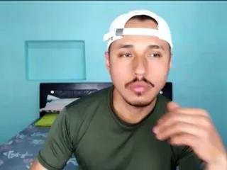 willer_fox from Flirt4Free