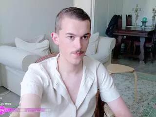 william_gramain from Flirt4Free is Freechat