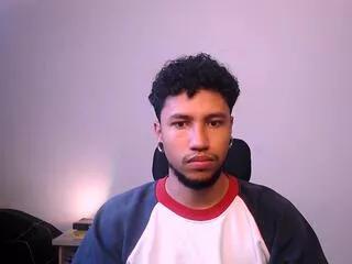 yeff_stone from Flirt4Free is Freechat