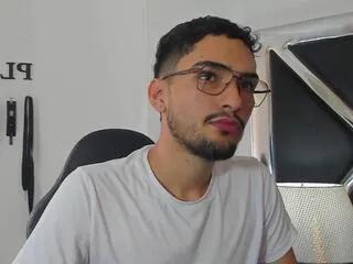 Yoggi_aron from Flirt4Free