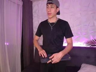 zairon_rouge from Flirt4Free is Freechat