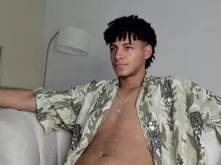 zayn_moreno from Flirt4Free is Freechat