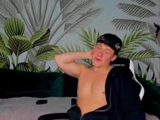 zeke_carter from Flirt4Free