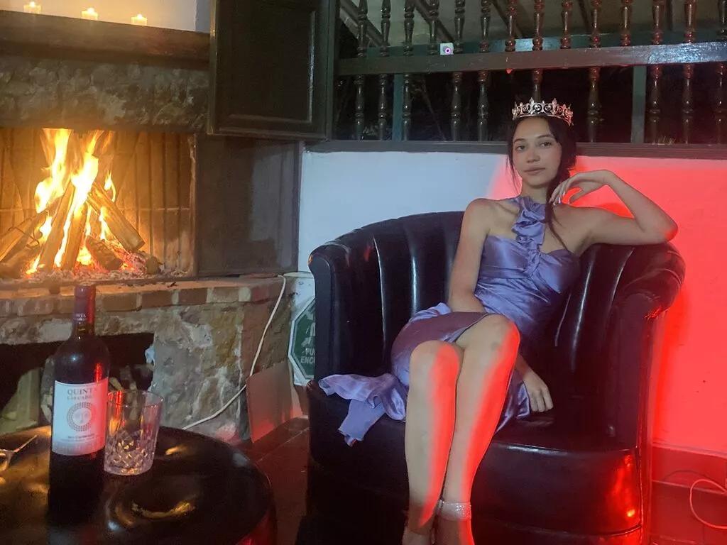 AbbyGlow from LiveJasmin is Freechat