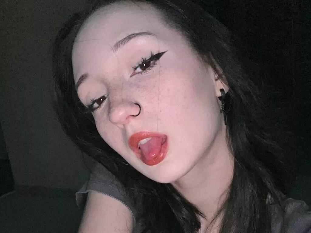 AccaBelow from LiveJasmin is Freechat