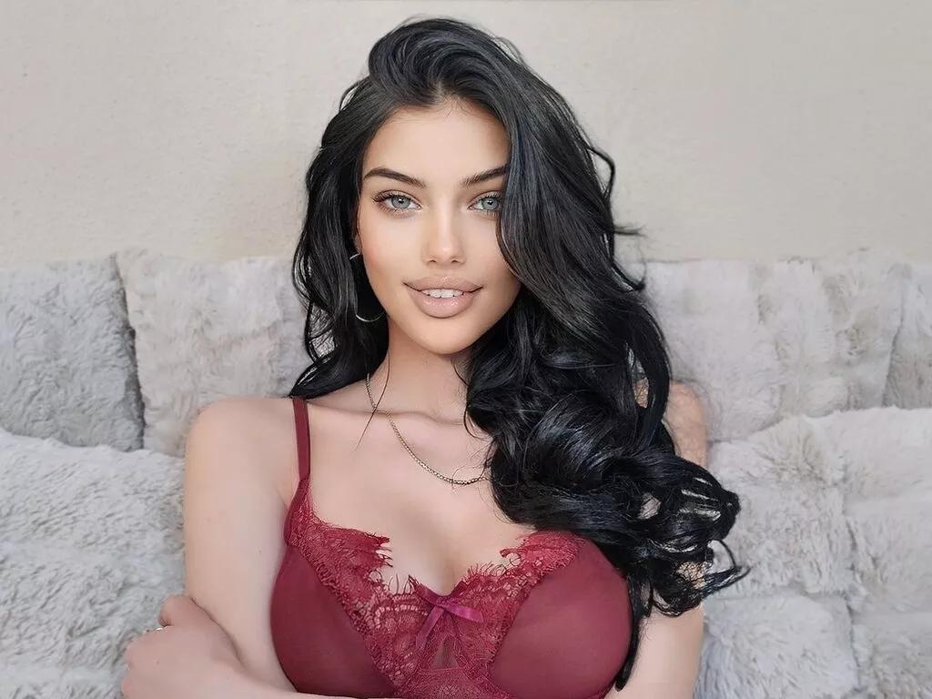 AlecsAndrina from LiveJasmin is Freechat