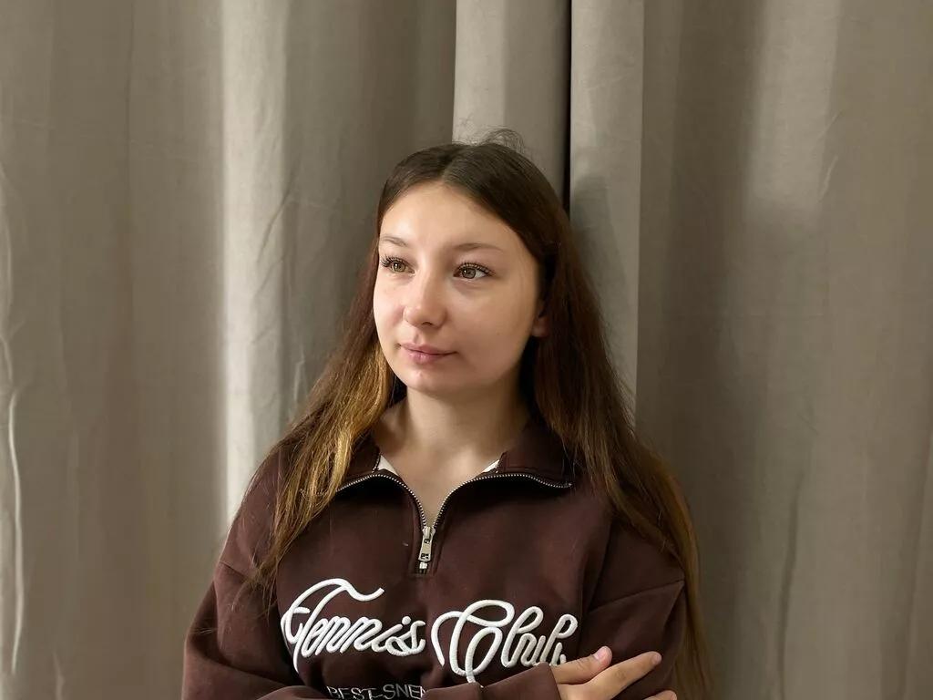 AlexandraKafer from LiveJasmin is Freechat