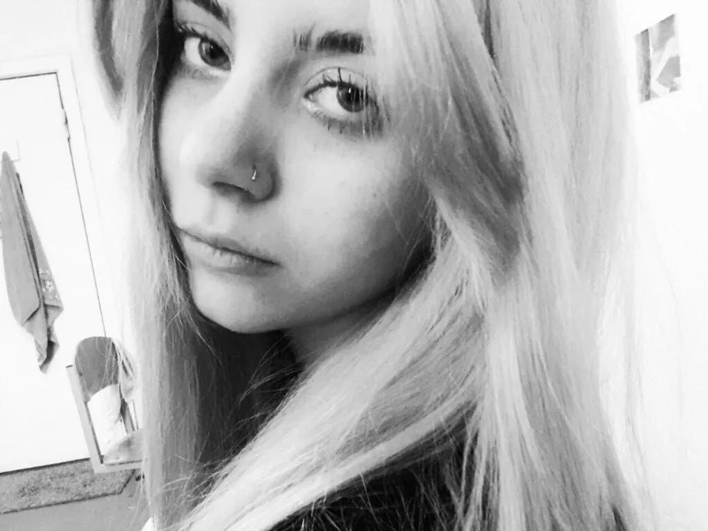 AlthenaEldon from LiveJasmin is Freechat