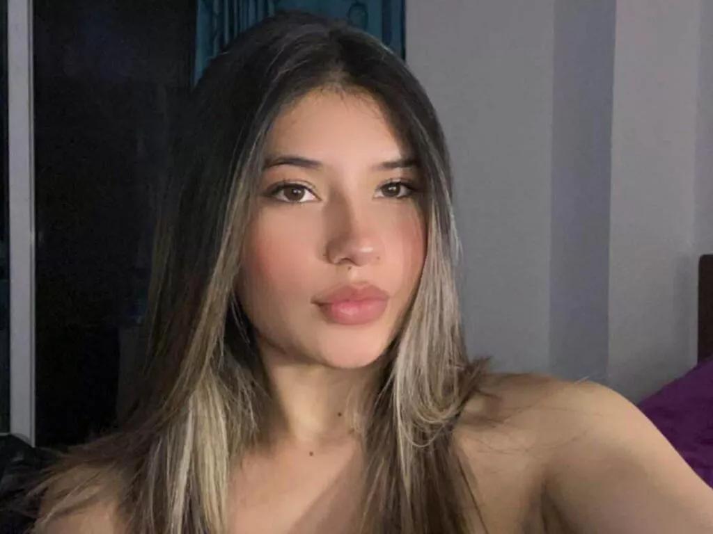 AmberCons from LiveJasmin is Freechat