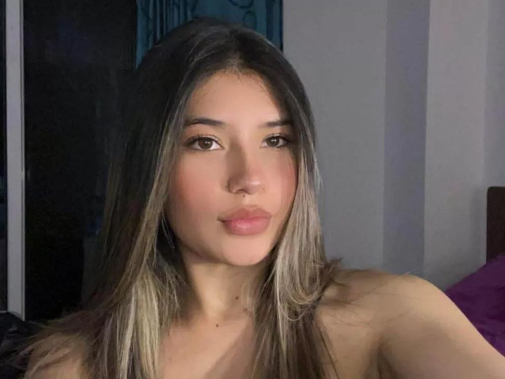 AmberCozzi from LiveJasmin is Freechat