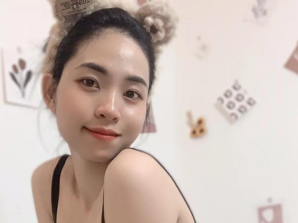 AnnaRin from LiveJasmin is Freechat