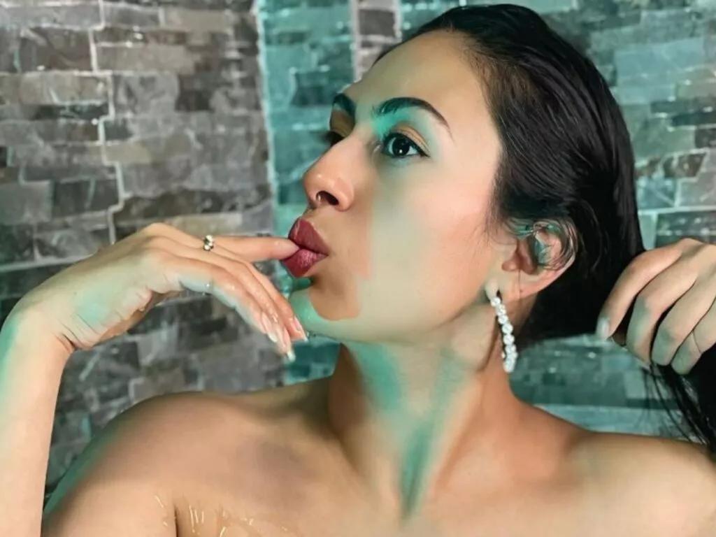 AriadnaGilbert from LiveJasmin is Freechat