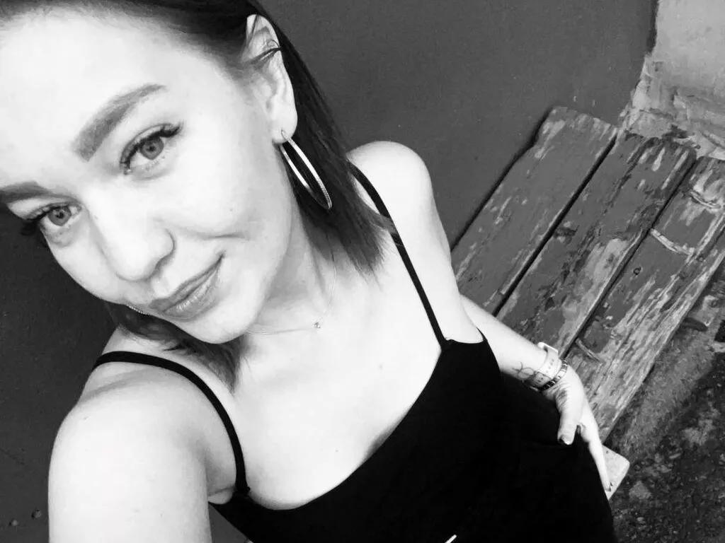 BetyAkerman from LiveJasmin is Freechat