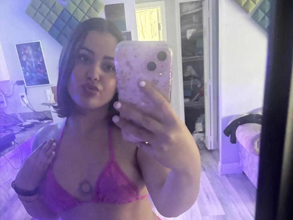 CamilaGarciaa from LiveJasmin is Freechat