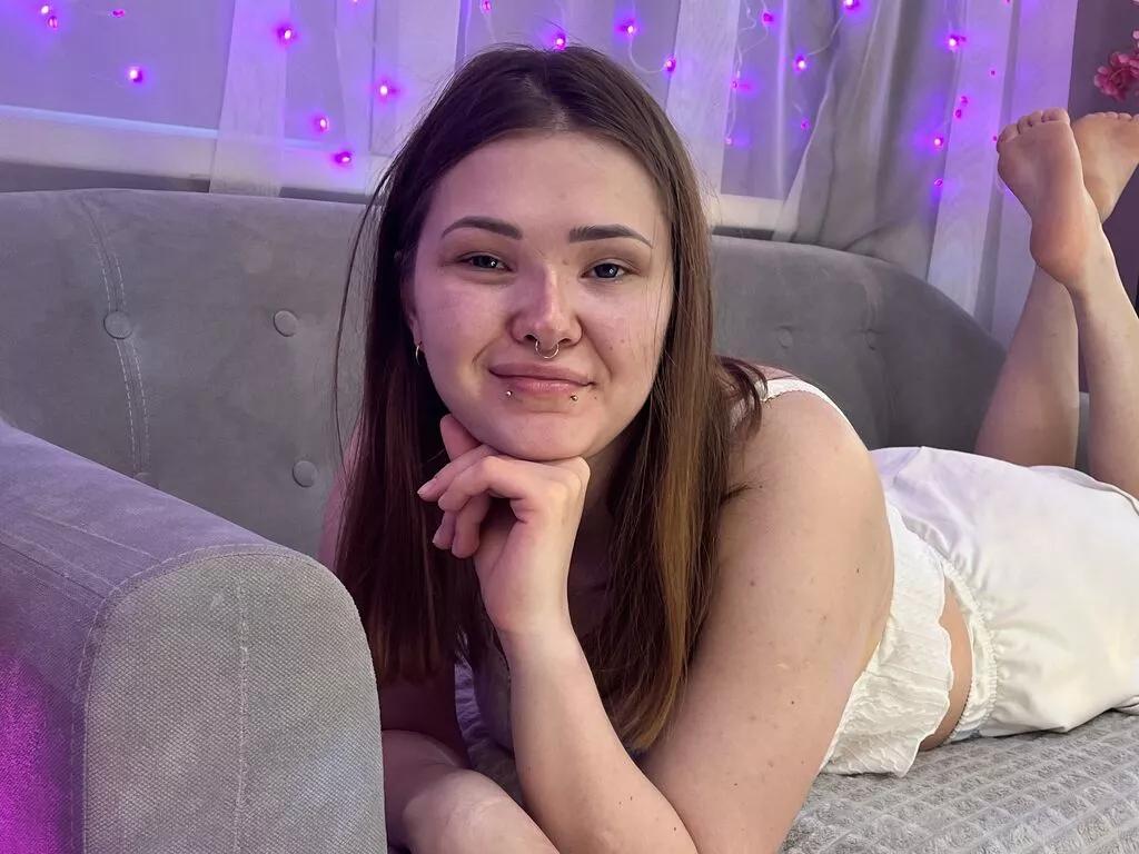 CyberAlisa from LiveJasmin is Freechat