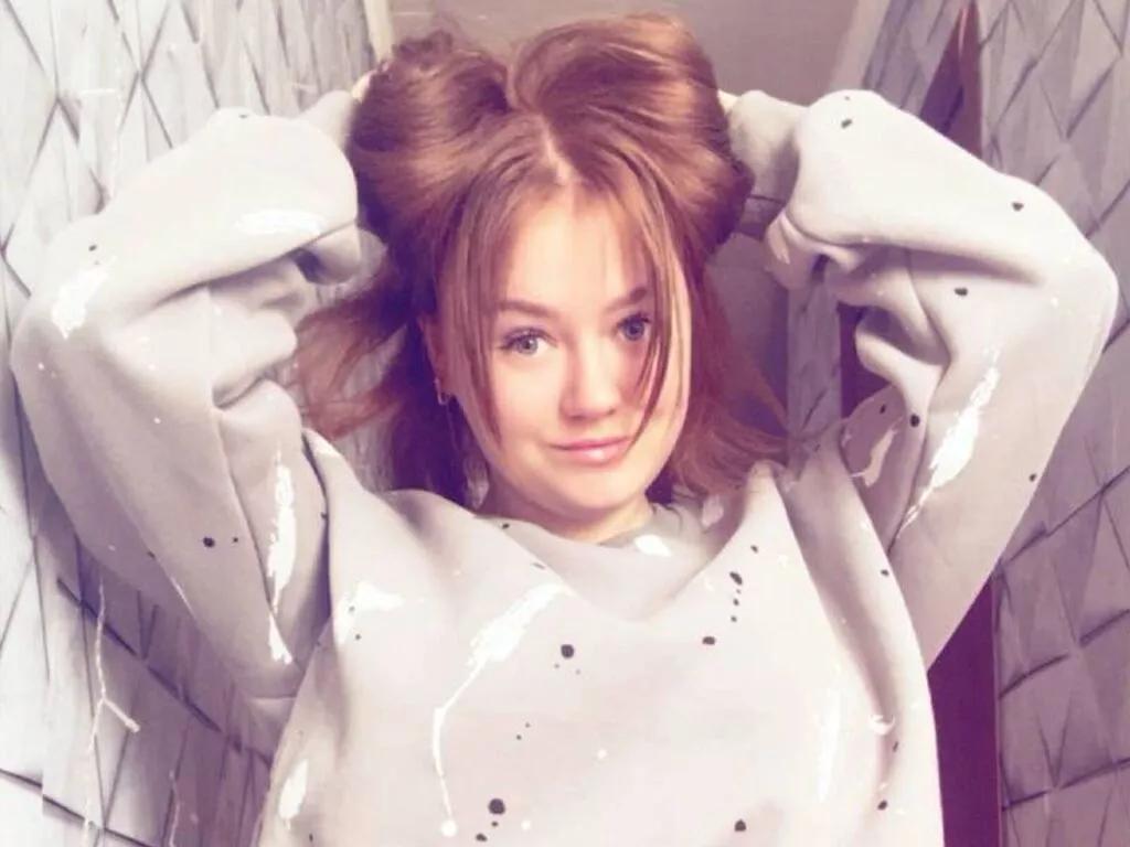 DariaMek from LiveJasmin is Freechat