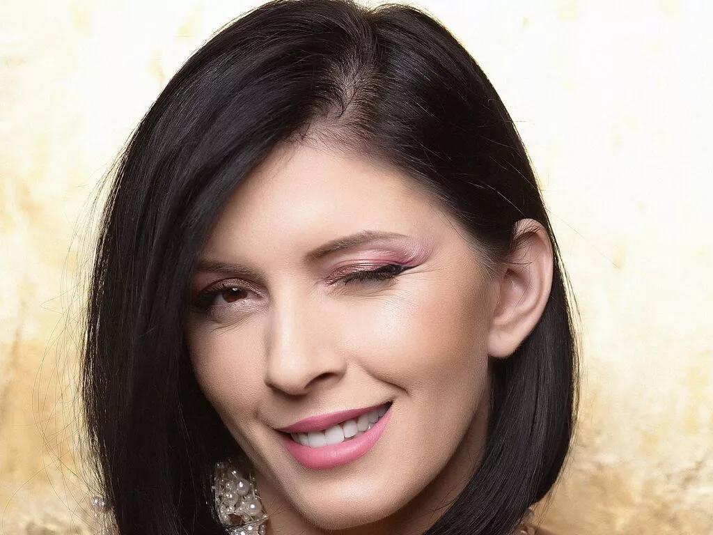 DennisGray from LiveJasmin is Freechat