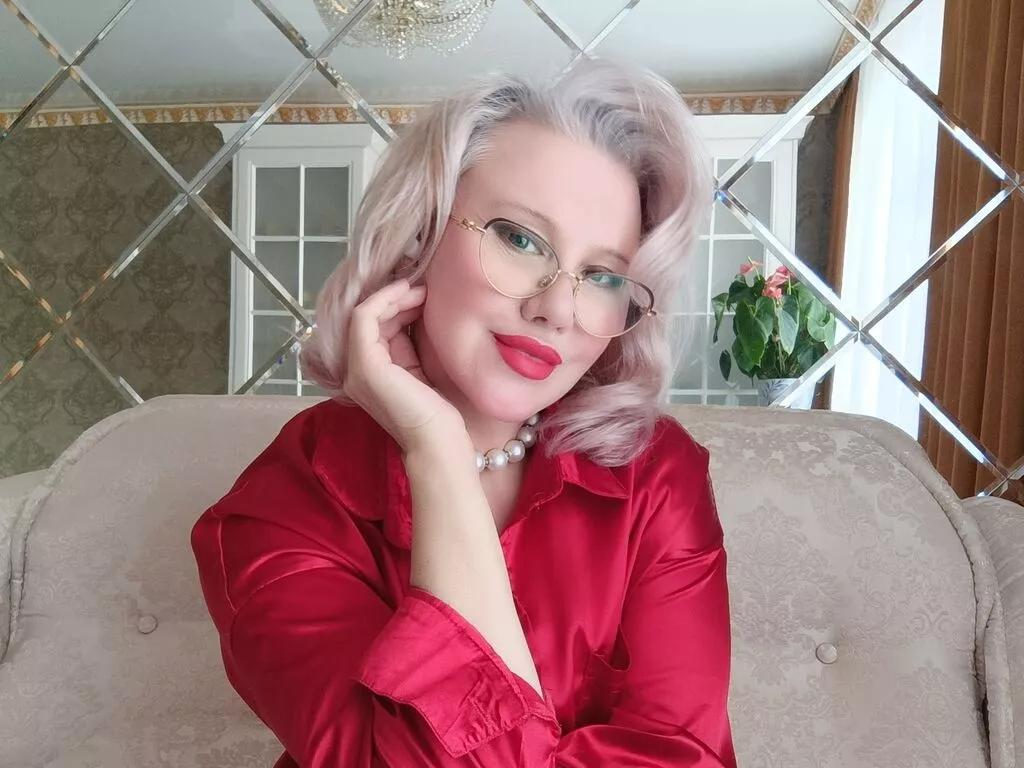 ElenaCmit from LiveJasmin is Freechat