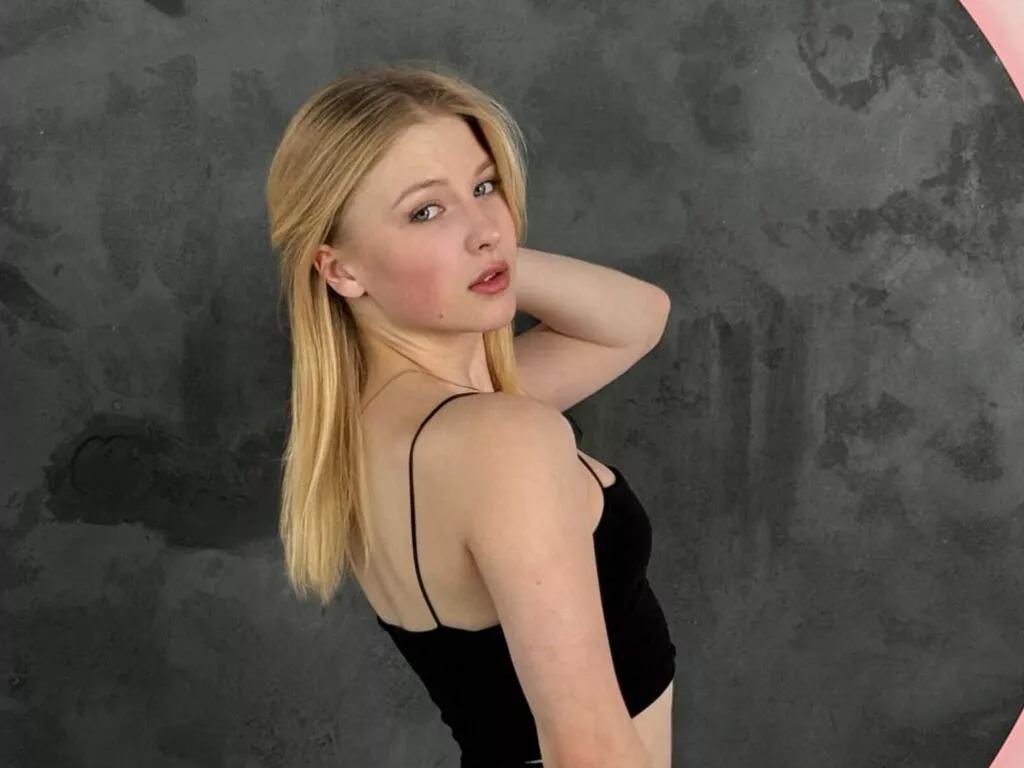 EllieRoyce from LiveJasmin is Freechat