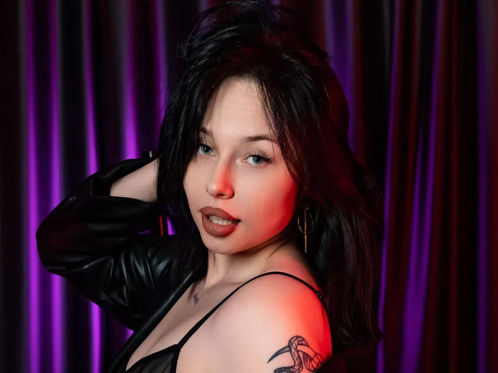 ElliTrue from LiveJasmin is Freechat