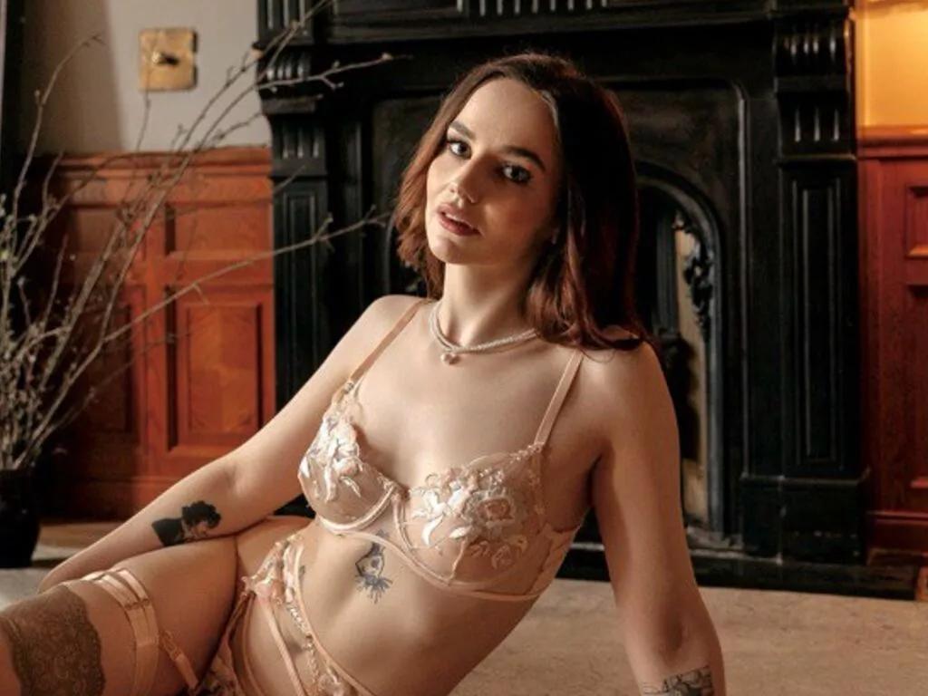 ErikaCoper from LiveJasmin is Freechat