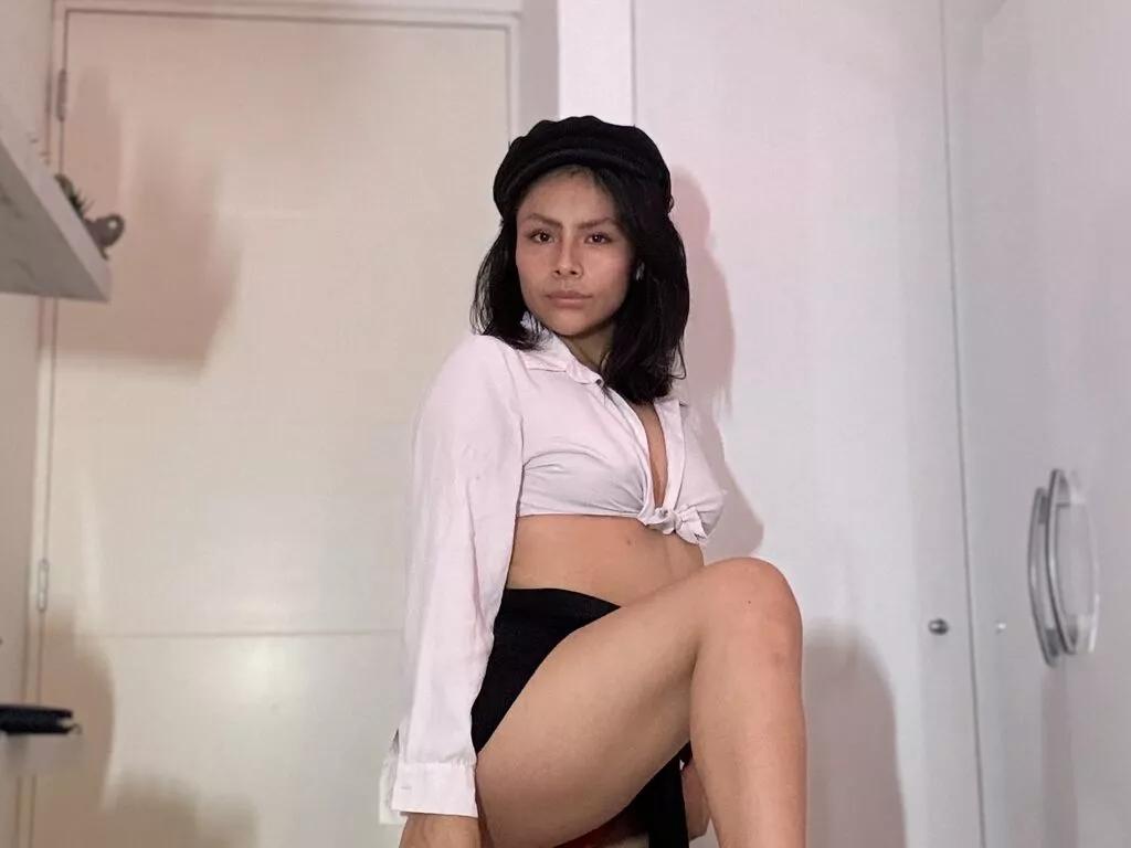 ErikaLumiere from LiveJasmin is Freechat