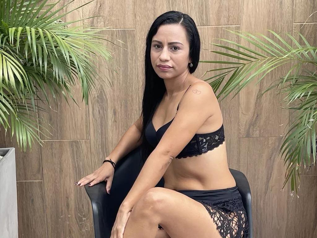 HazelDior from LiveJasmin is Freechat