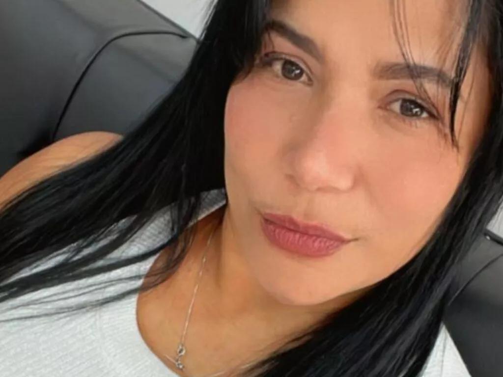 HillaryRouss from LiveJasmin is Freechat