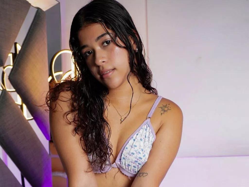IvyRoses from LiveJasmin is Freechat