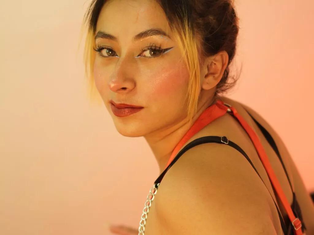 Khalessii from LiveJasmin is Freechat