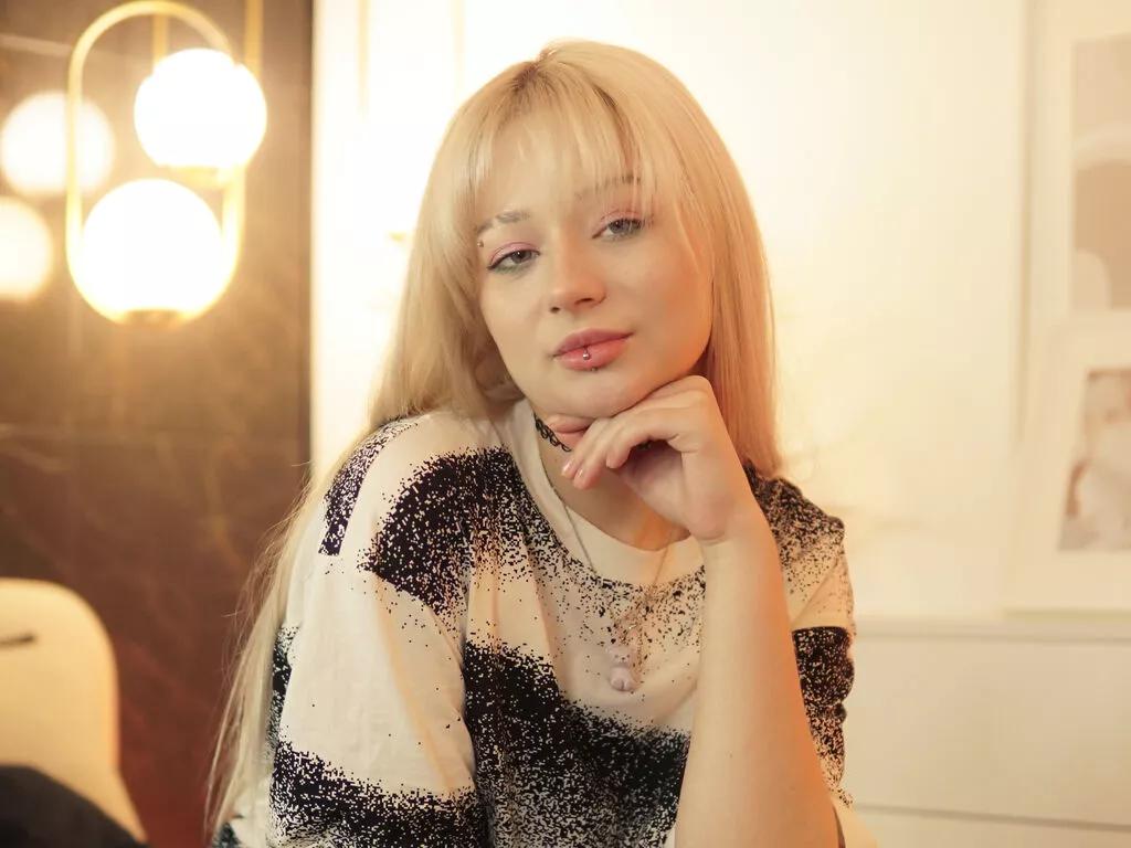LolaNewton from LiveJasmin is Freechat