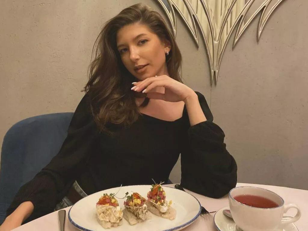 LorettaClutter from LiveJasmin is Freechat
