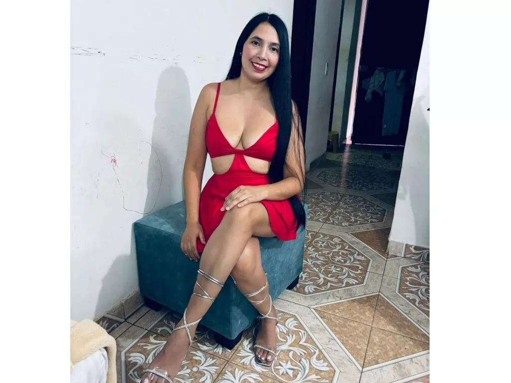 LuanaRuiz from LiveJasmin is Freechat