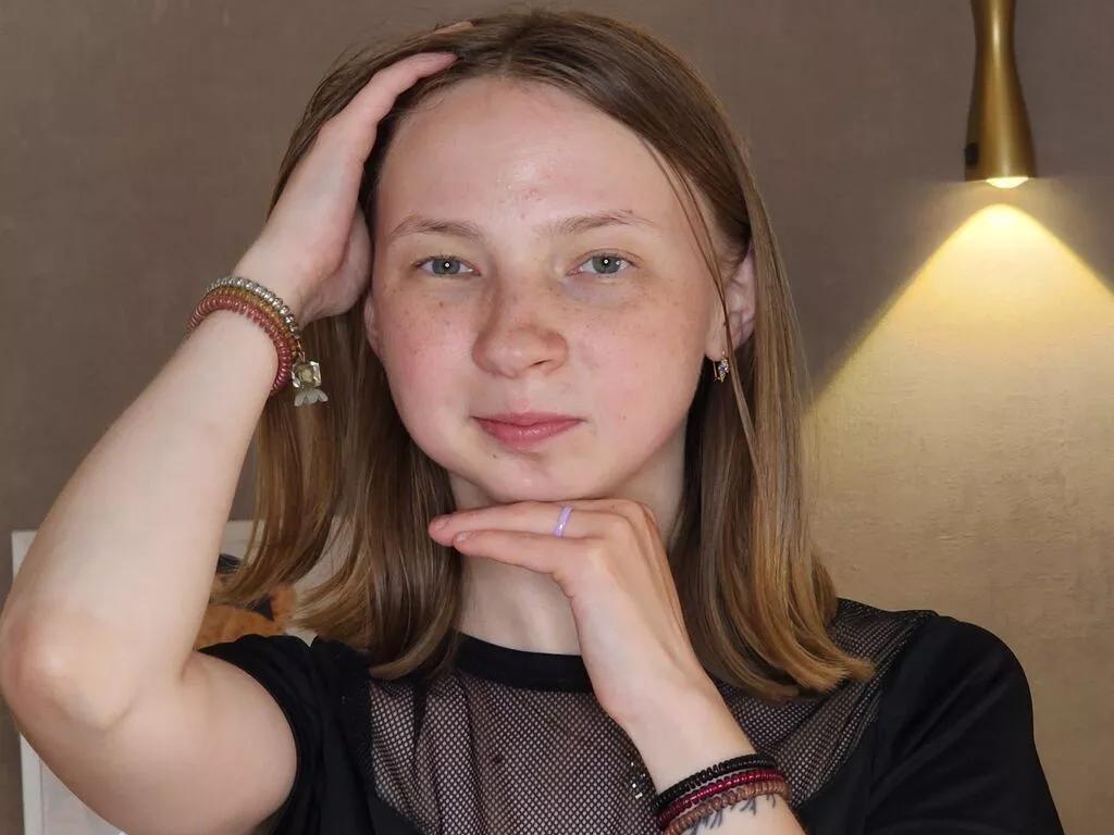 LynetteGoodwyn from LiveJasmin is Group